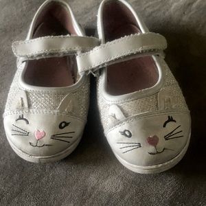 Cat slip ons size 8C